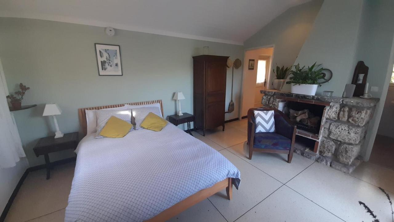 Studio Apartment In Bargemon Екстериор снимка