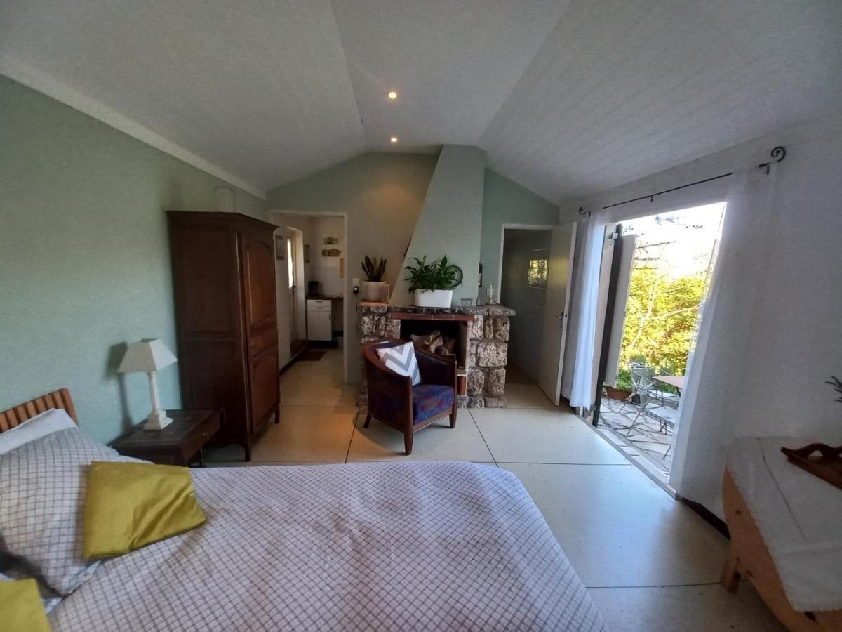 Studio Apartment In Bargemon Екстериор снимка