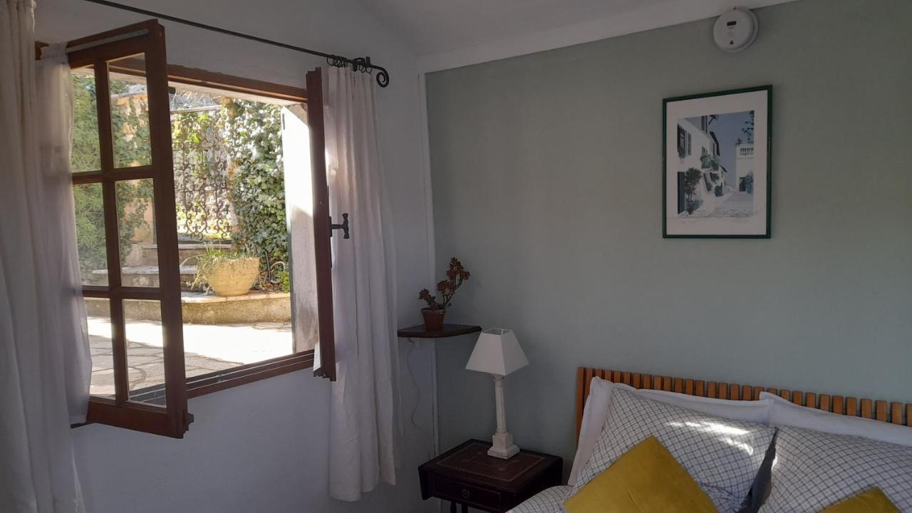 Studio Apartment In Bargemon Екстериор снимка